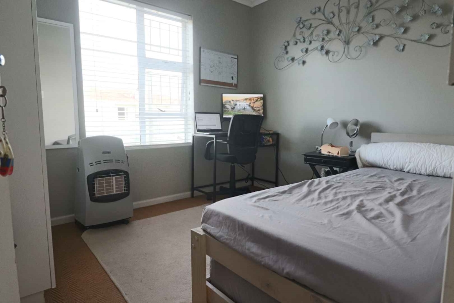 2 Bedroom Property for Sale in Parklands Western Cape